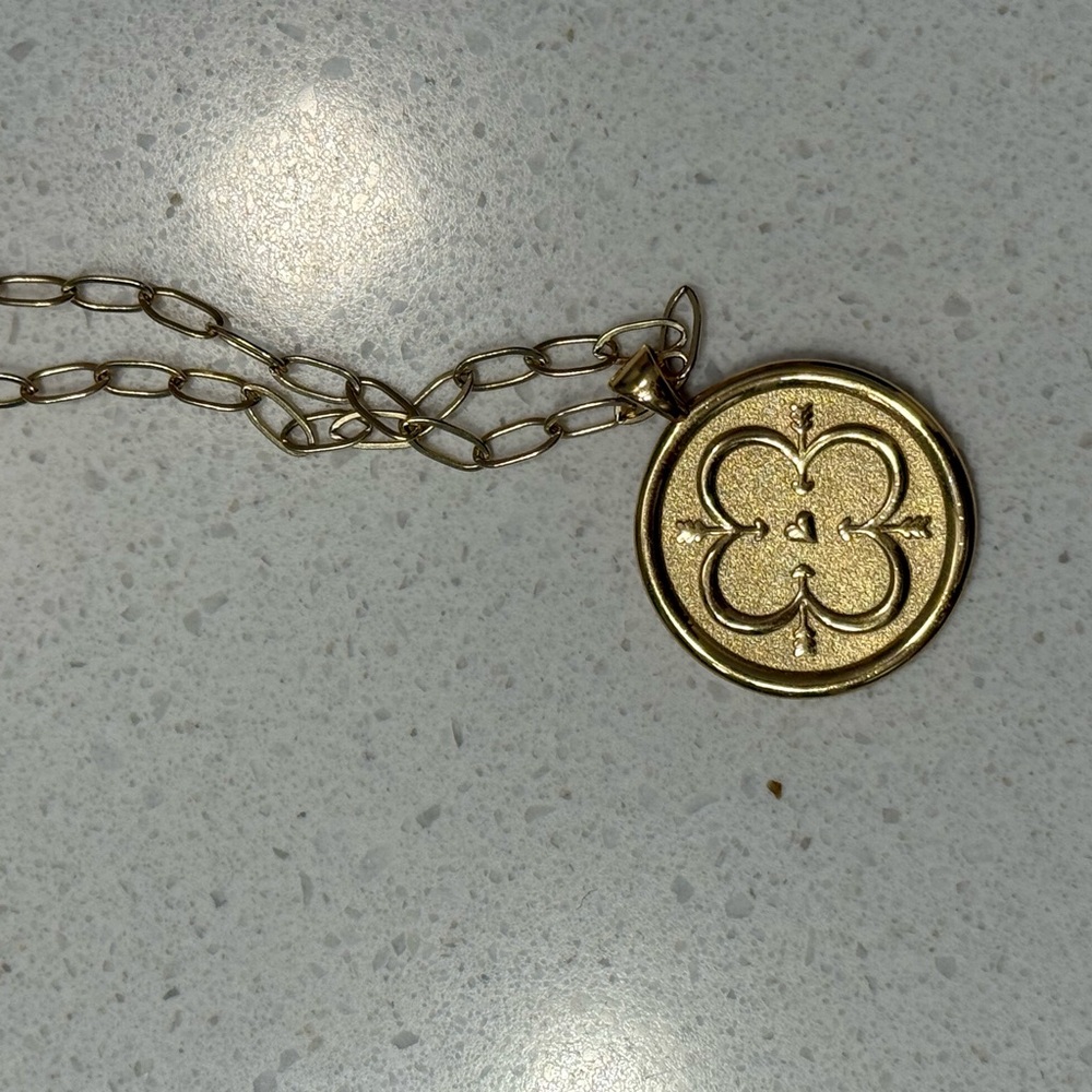 Jane win love necklace Gold Pendant Necklace